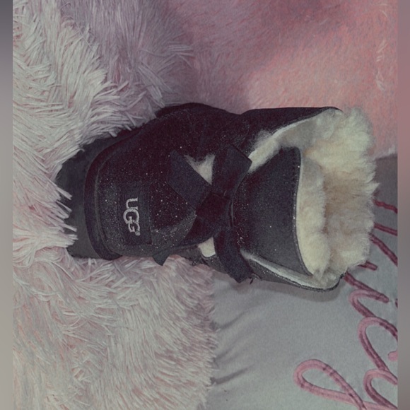 UGG CLASSIC MINI BAILEY BOW SPARKLE GLITTER BLACK BOOT US size 8 - Picture 3 of 8